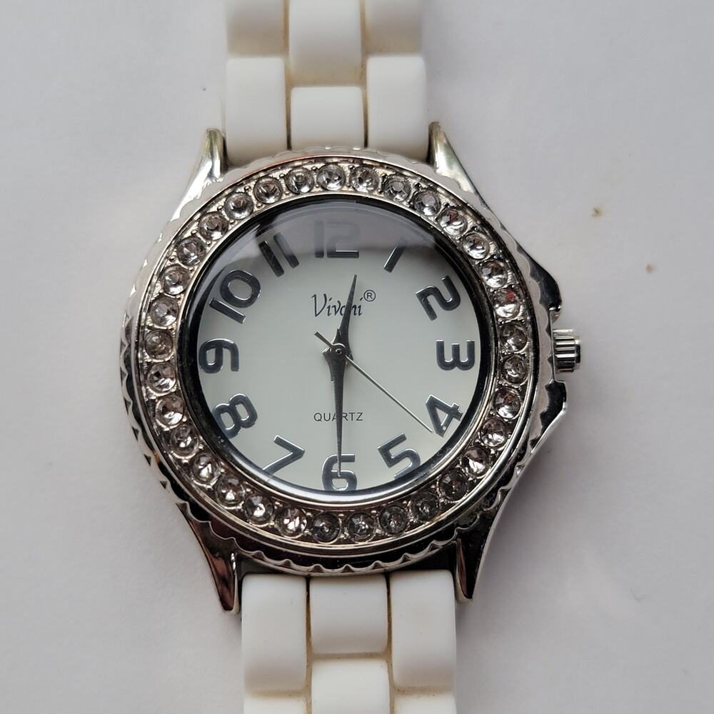 Vintage Watches Vivani White Silicone Womens Quartz Crystal Bezel